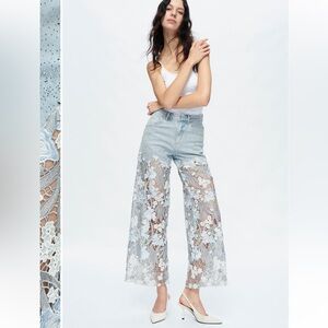 Bayeas
High Waist Crystal
Embellished Lace Wide Leg